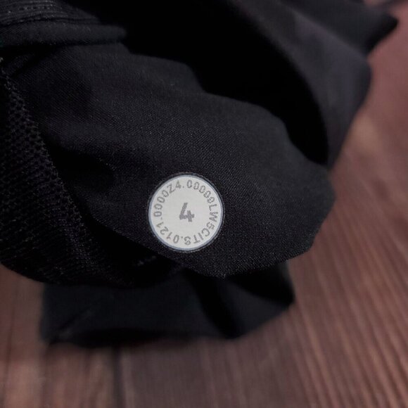 Lululemon Womens Size 4 On The Fly 7/8 Pant 27" Incognito Camo Multi Grey W5CITS - Picture 11 of 12